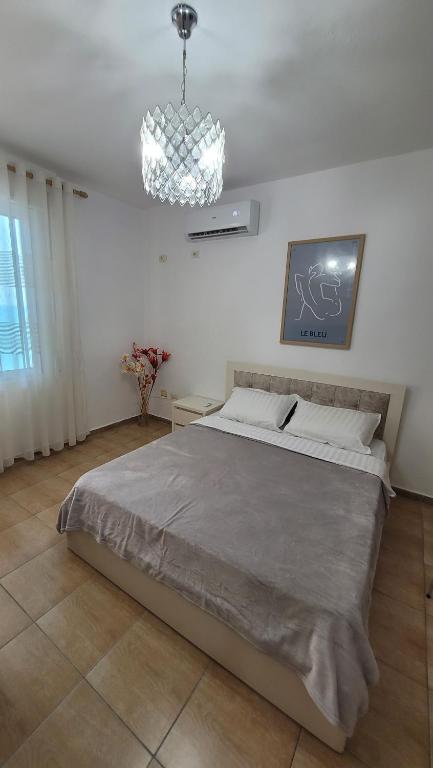 Flora Apartment