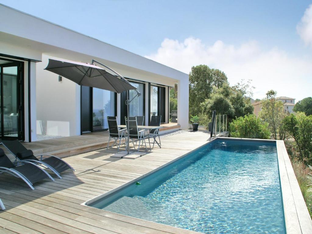 Sunset Villa with Bay View