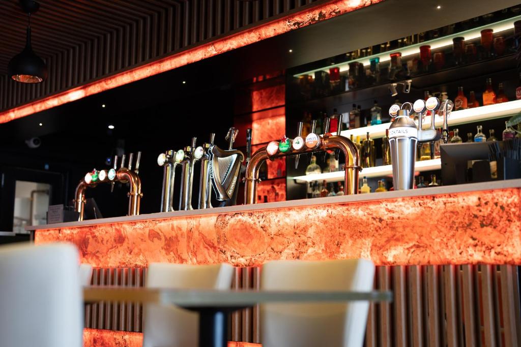 Woodhouse Hotel Fully refurbished quiet family hotel No stag or hens all will be refused on checkin - Resim 4