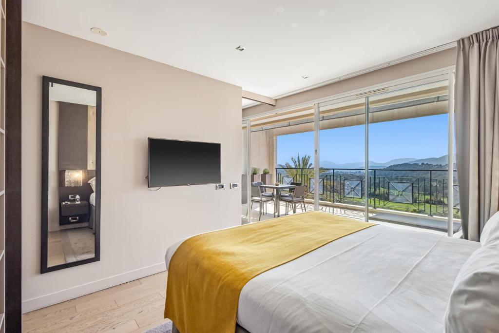 Royal Mougins Golf, Hotel & Spa de Luxe - Suite Prestige Au Dernier Étage