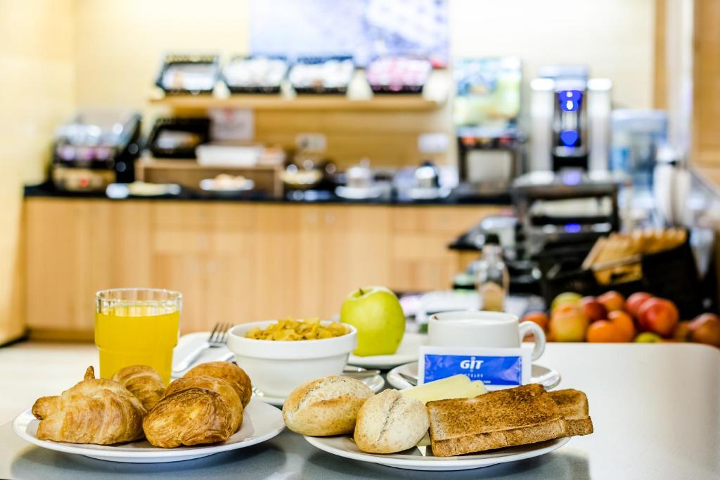 Hotel YIT Ciudad De Zaragoza - Resim 17