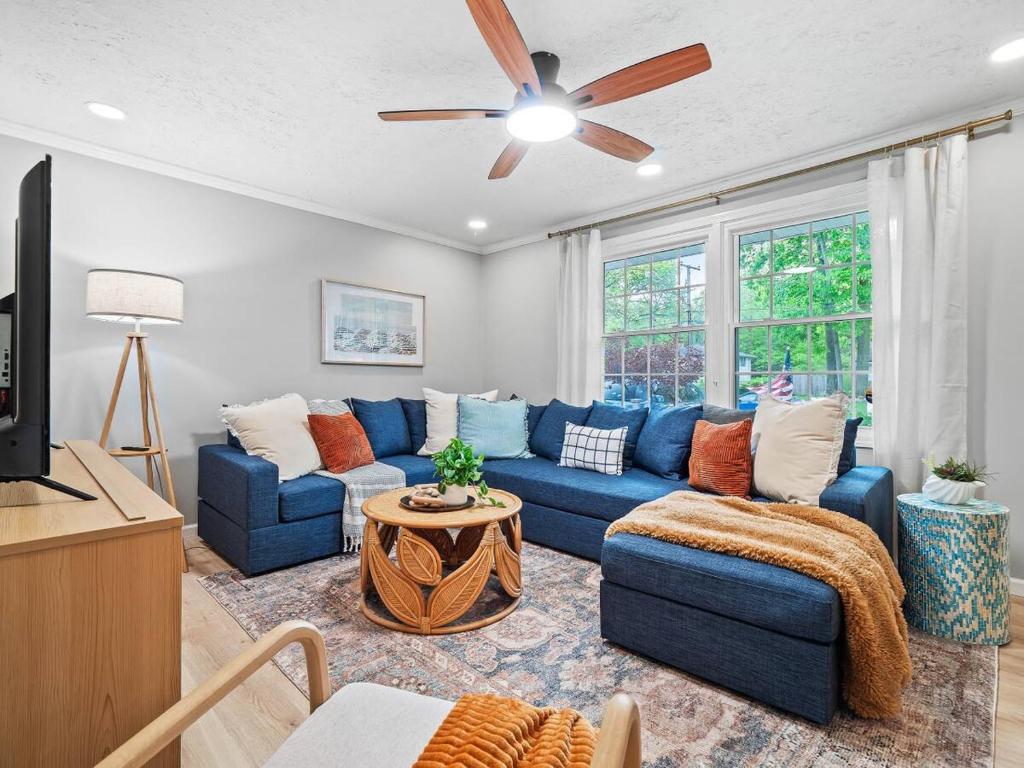 Χώρος καθιστικού στο Hollyview Dr, Vermilion