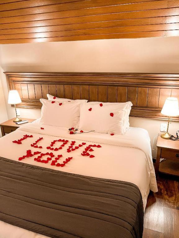 Flame Boutique Hotel by Unna - Deluxe Tweepersoonskamer Met Bad