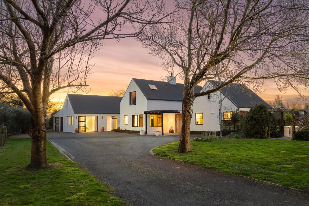 Olive Grove Estate - Resim 9