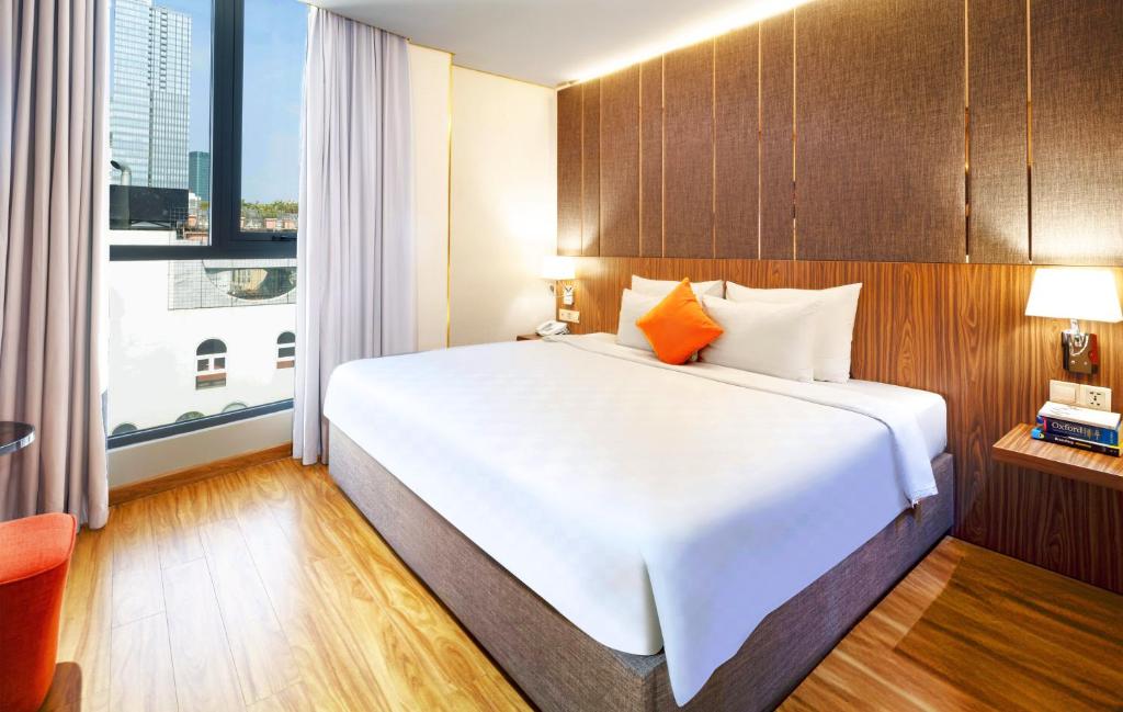 Premier with Window - Free Mini Bar and Afternoon Tea