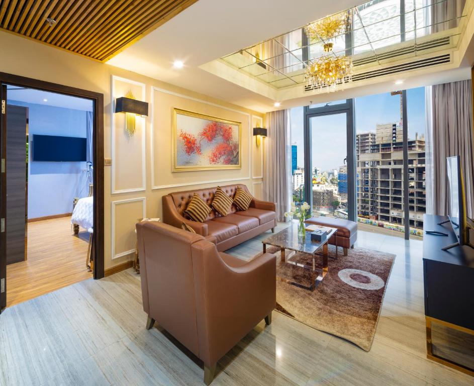 Signature Suite Two-Bedroom City View - Free Minibar & Afternoon Tea