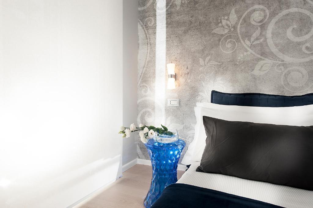 Colosseum Corner - 5