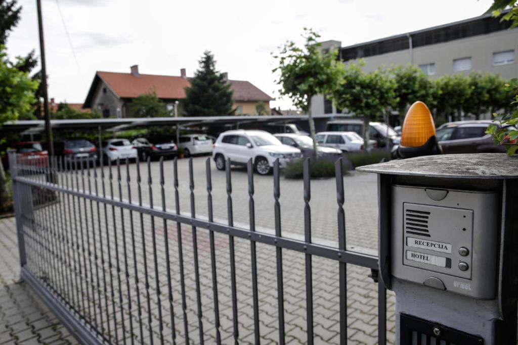 Hotel Tabor Maribor - Resim 10