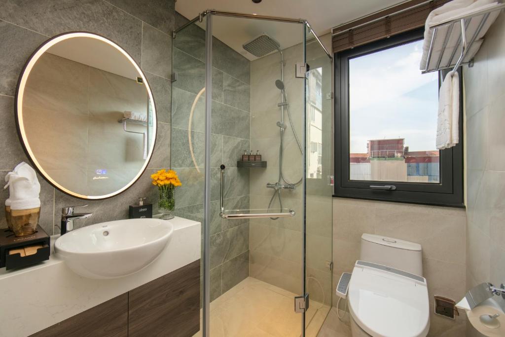 Phòng Deluxe Có Giường Cỡ Queen Nhìn Ra Thành Phố