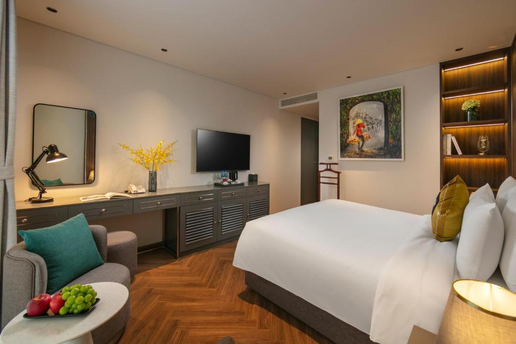 Premier Double City View Room With Bathtub