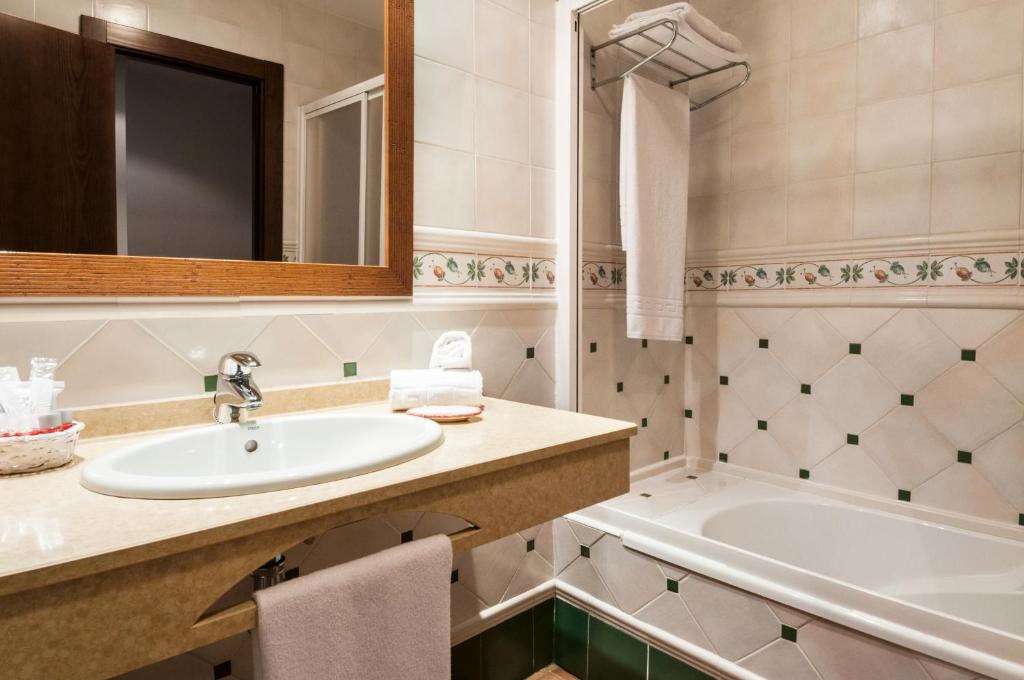 Hotel Doña Manuela - Twin Room