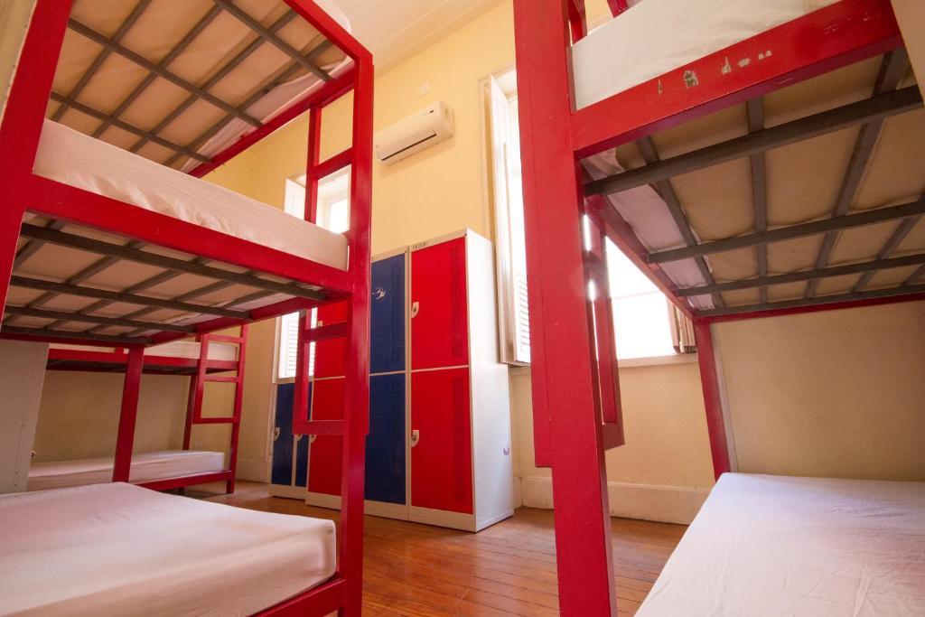  Rio Forest Hostel