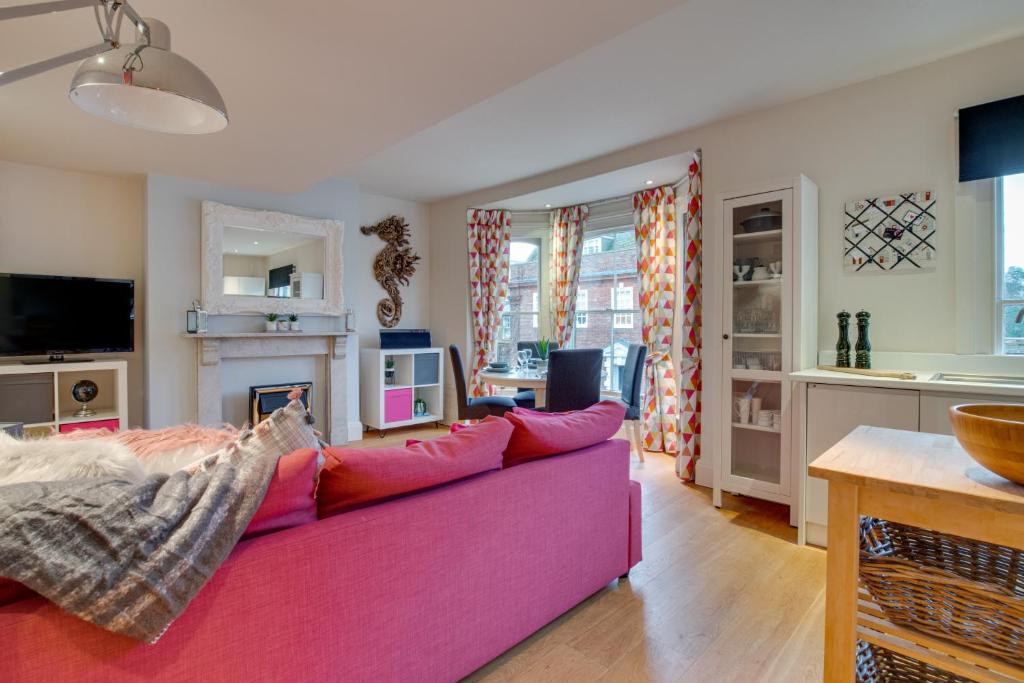 Et tv og/eller underholdning på Tillys Place