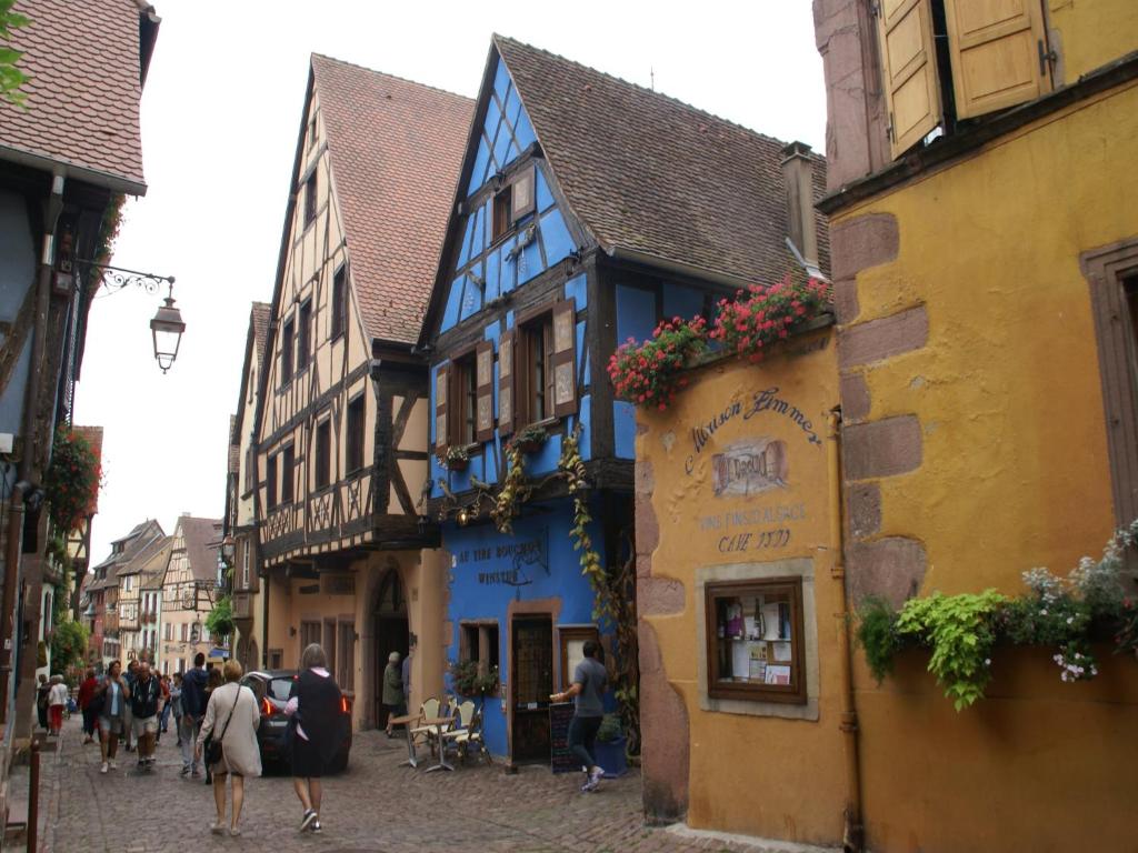 An apartment in a 17th century wine grower s house – photo 19