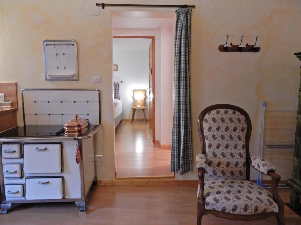 An apartment in a 17th century wine grower s house – photo 12