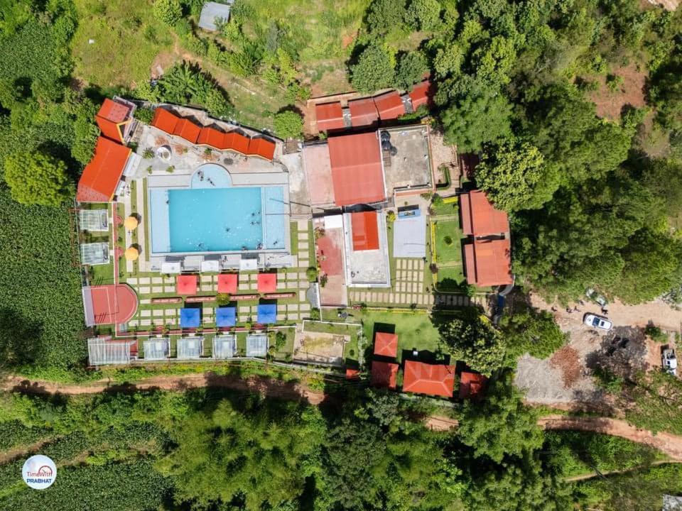 Bazén v ubytování White Park Resort nebo v jeho okolí