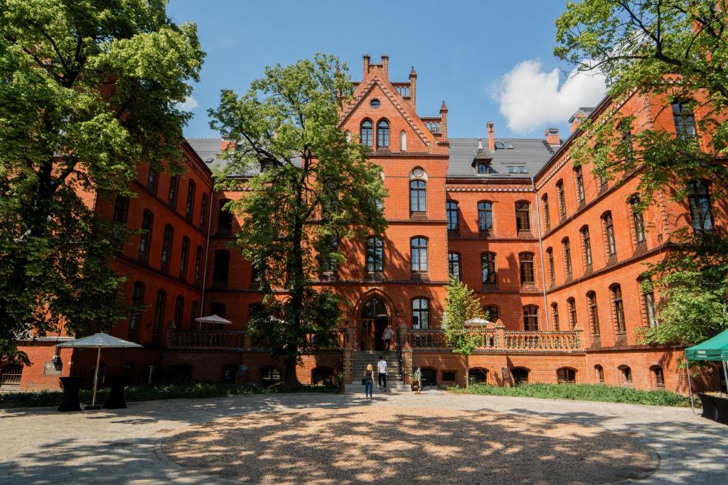 ARCHE Klasztor Wroclaw - Resim 2