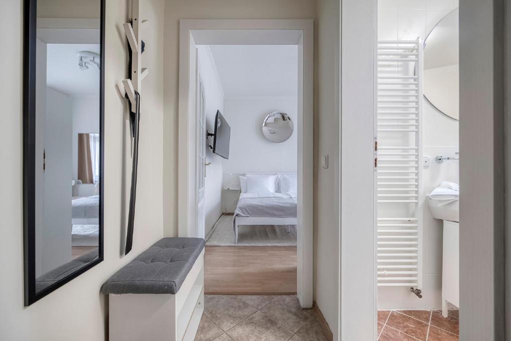 Anmut by Revelton - 5