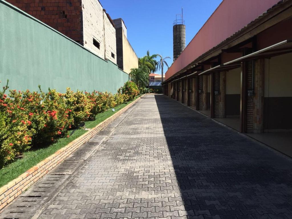  Shanadu Motel (Adults Only)