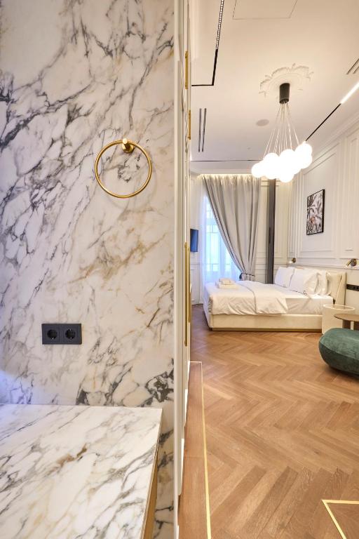 Ermou 99 Intelligent Private Suites - Resim 9