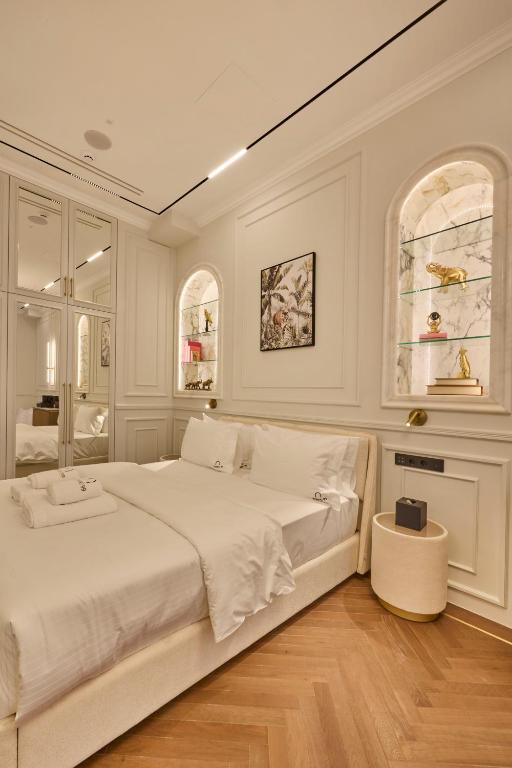 Ermou 99 Intelligent Private Suites - Resim 16