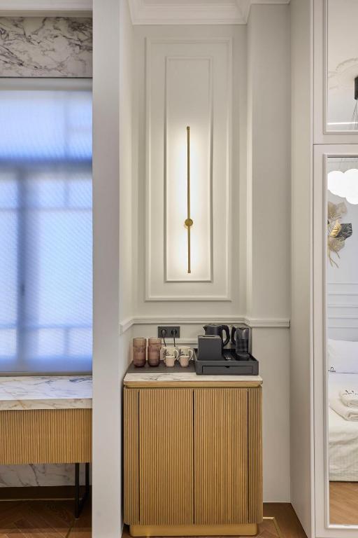 Ermou 99 Intelligent Private Suites - Resim 44