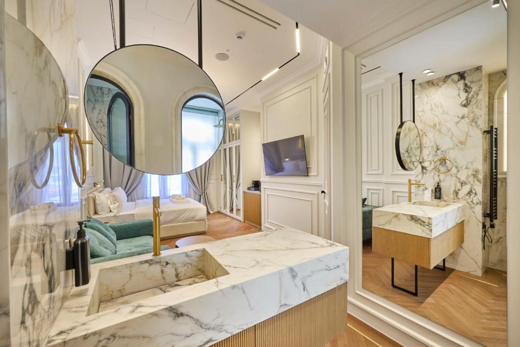 Ermou 99 Intelligent Private Suites - Resim 2