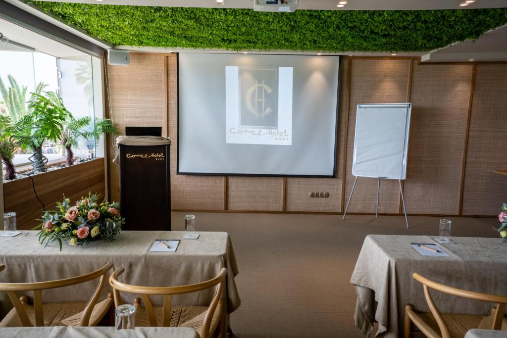 Coral Hotel Athens - Resim 30