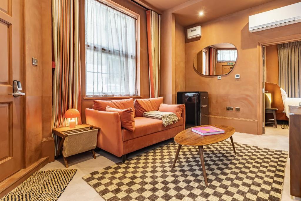 
Apartment - Ground Floor
