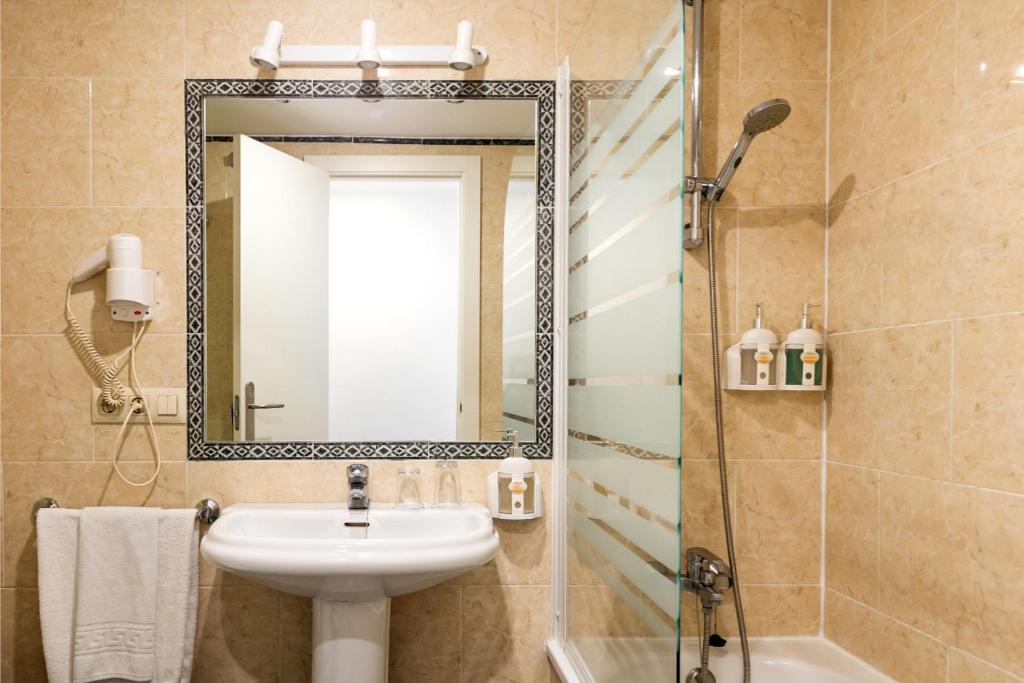 Colectia Hotel Santa Lucía - Resim 29