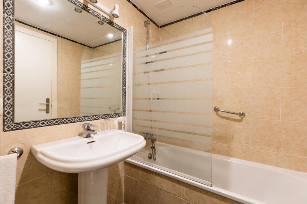 Colectia Hotel Santa Lucía - Resim 25