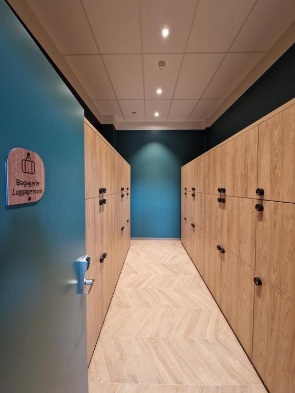 B&B HOTEL Luxembourg Centre Cloche d'Or - Resim 38