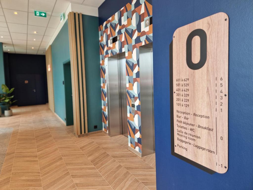 B&B HOTEL Luxembourg Centre Cloche d'Or - Resim 45