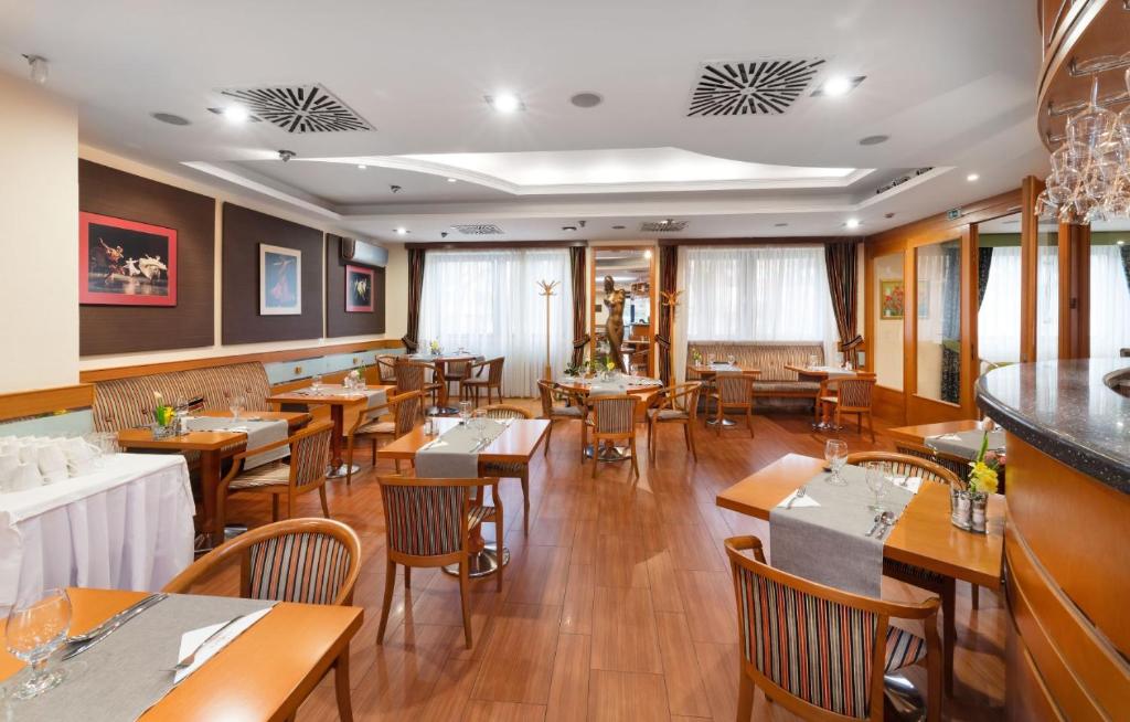 Hotel Kálvária - Resim 36