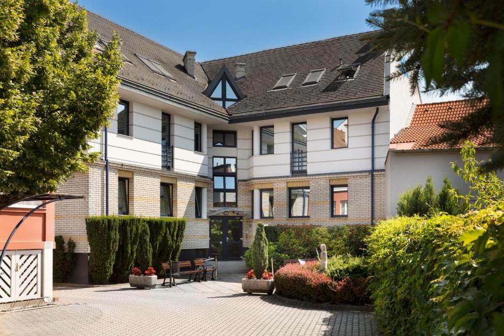 Hotel Kálvária - Resim 6