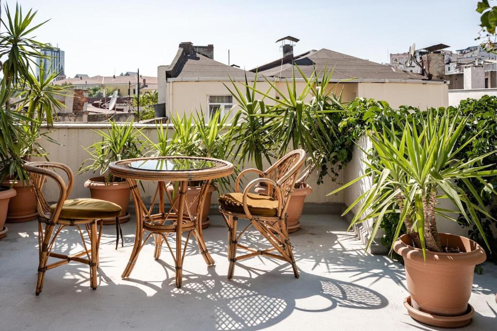 Stunning Sustainable Penthouse Apartment Living Energy image