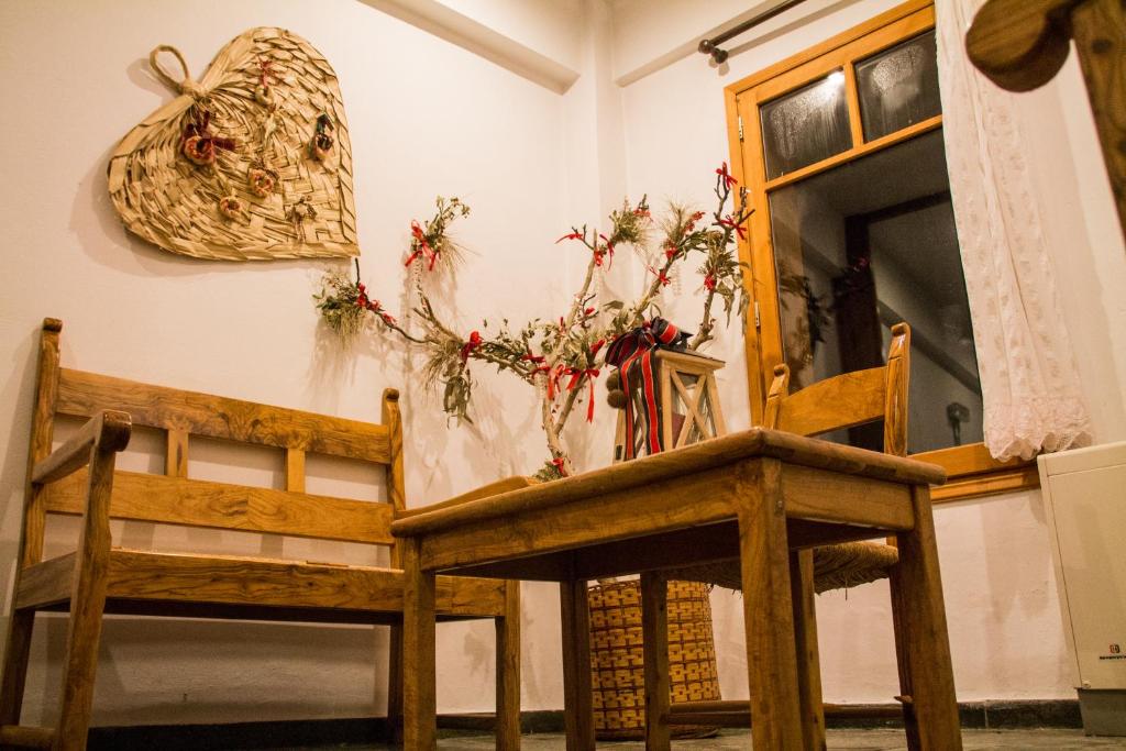 Foto dalla galleria di Neos Omalos Hotel a Omalos