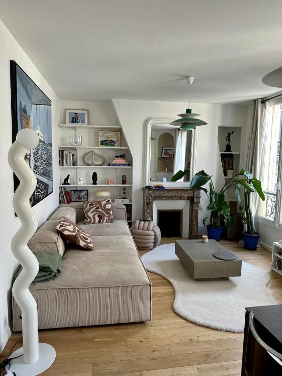 Cosy Parisian flat in the 9th