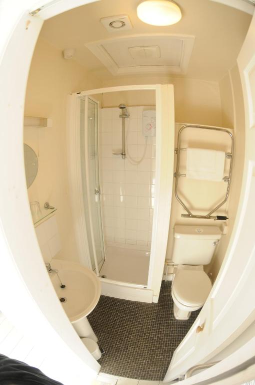 Victoria Inn - Small Double Room