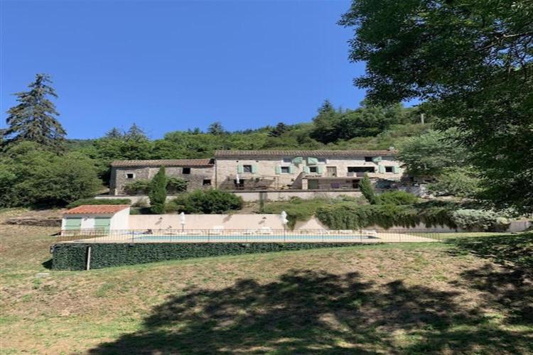 Φυσικό τοπίο κοντά σε αυτή η παραθεριστική κατοικία