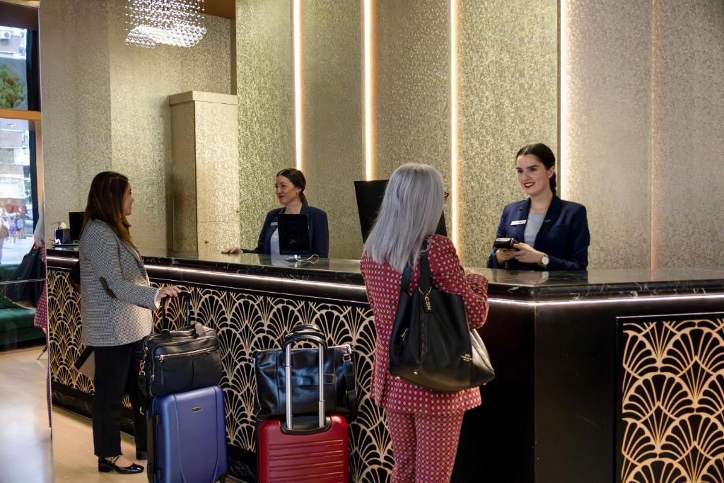 Abba Madrid - Resim 26