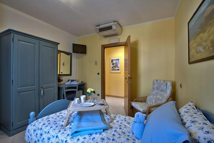 Pergola Rooms