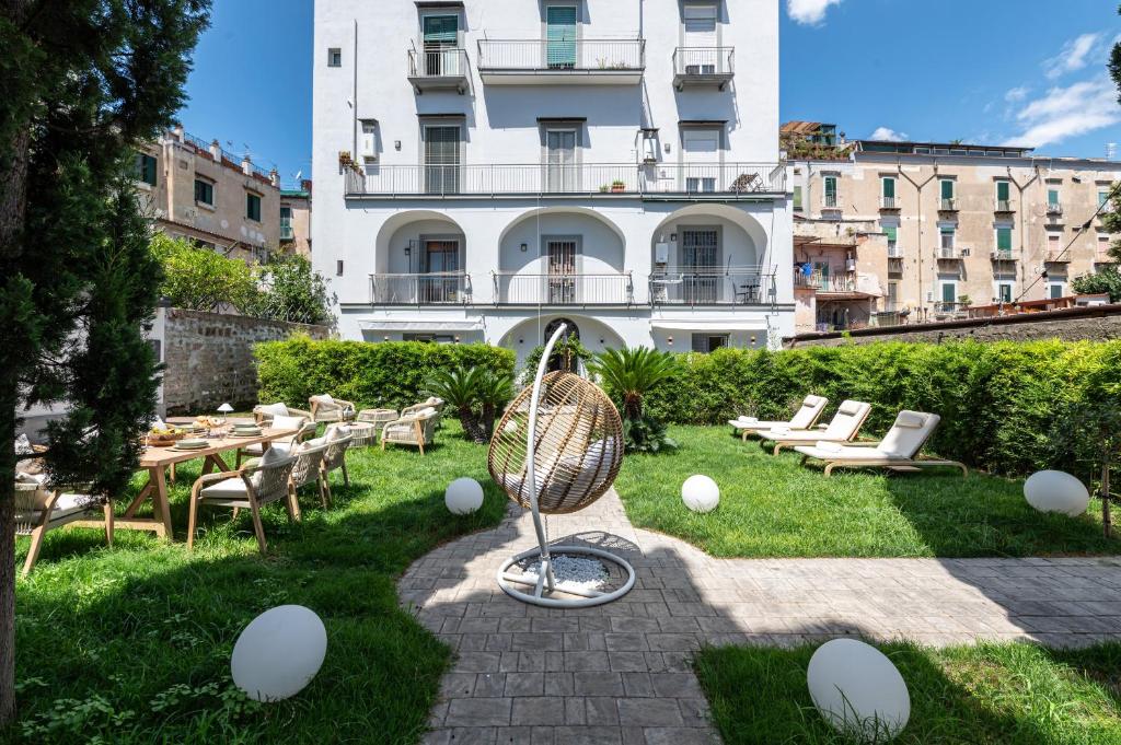 Magical Botanic-Garden Apartments