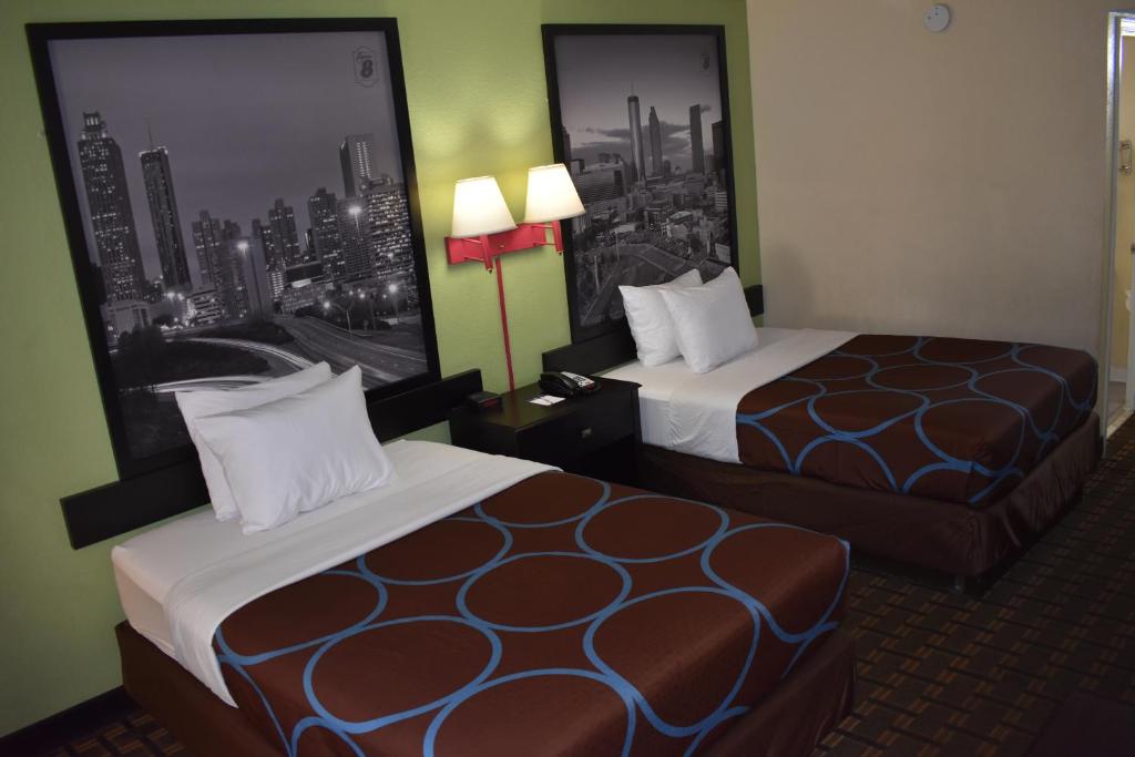 Super 8 by Wyndham Lithonia - Habitación Doble Con Dos Camas Dobles - Fumadores