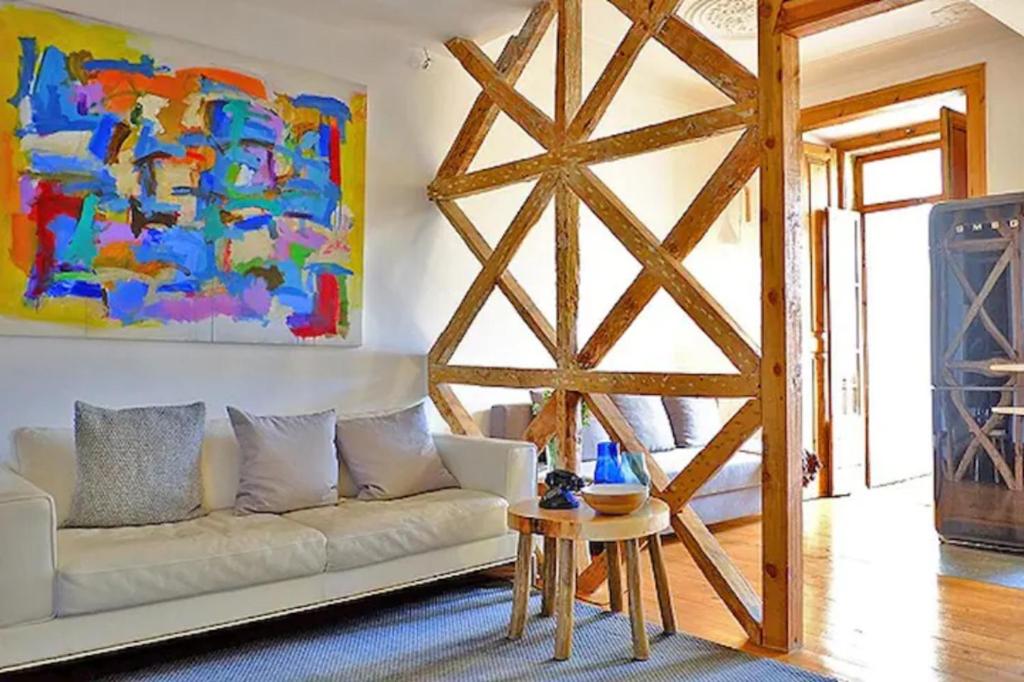 PEN-ARTS Modern & Stylish Apartment in Príncipe Real! Near Bairro Alto & City Center