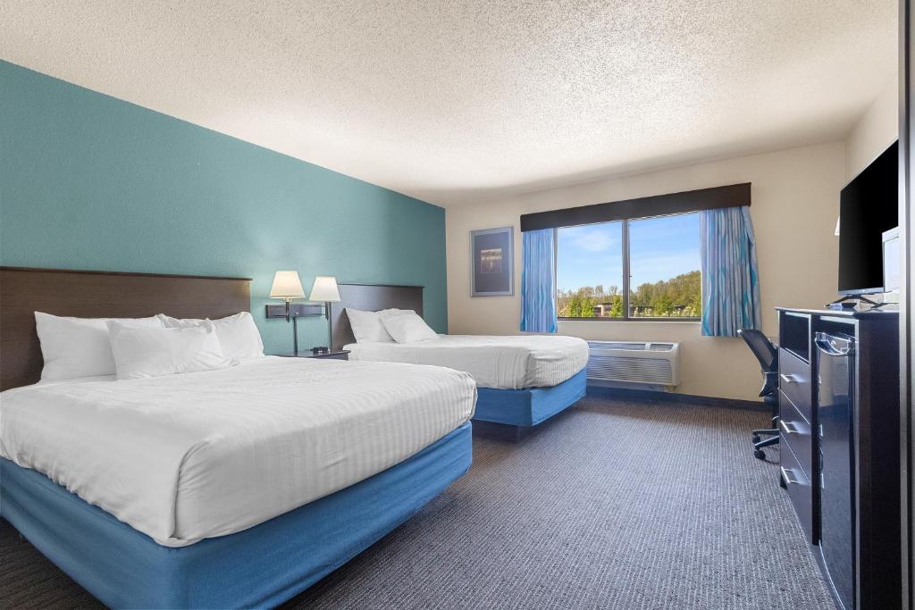 AmericInn by Wyndham Green Bay East - Habitación Con 2 Camas Grandes - No Fumadores