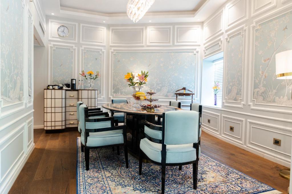 تصویر اتاق‌های The Claridges New Delhi - تصویر ۲