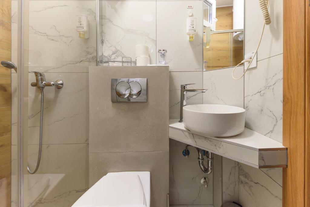 Garni Hotel Zenit - Resim 41