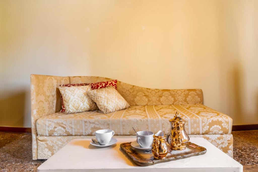 B&B Luxury San Firmino Canal View - 15