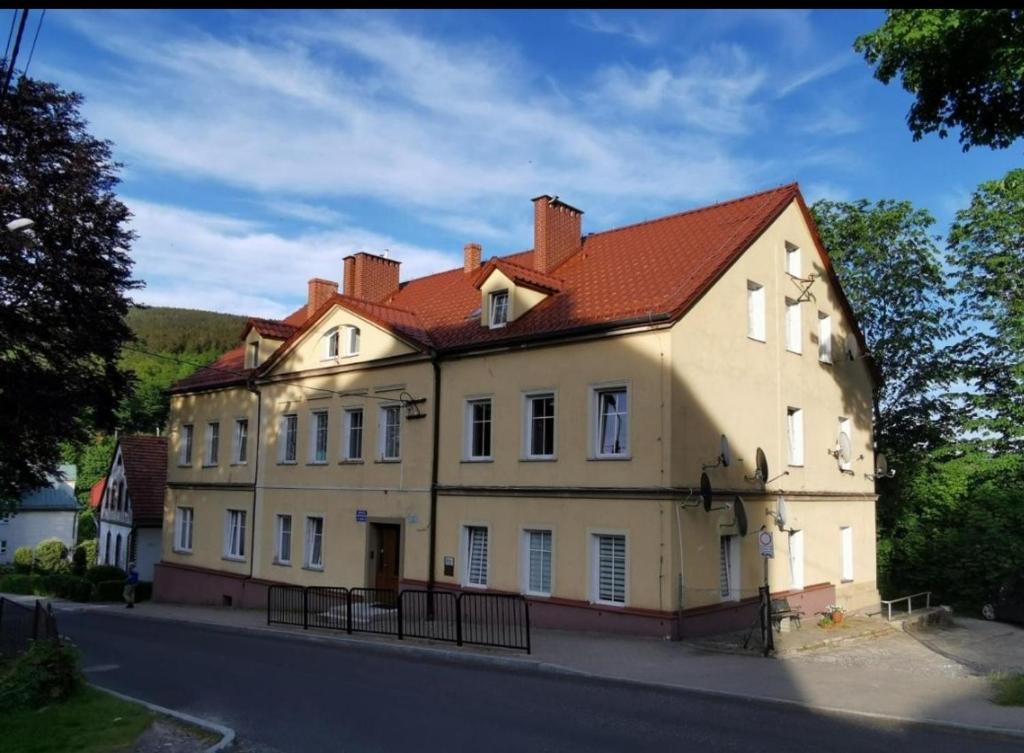 Budova, kde se apartmán nachází